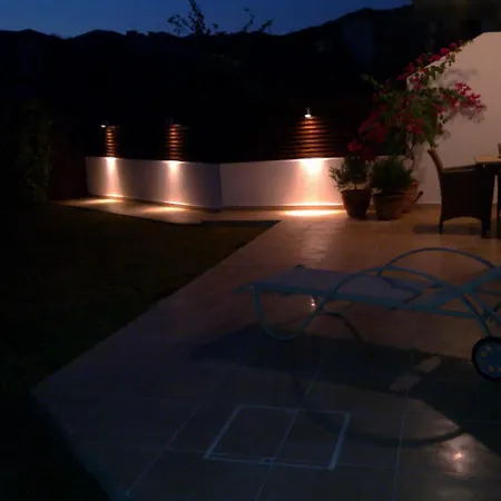 Sunny Garden Star לימסול