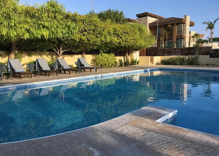 Sunny Garden Star リマソール